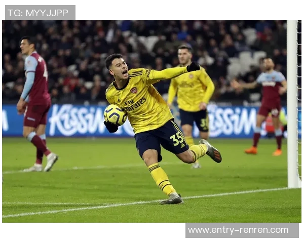 基恩批评马丁内利表现赖特反驳称他并未注意到布拉德利受伤情况